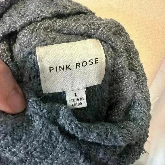 Women’s sweater. Grey. Non smoking home. Size Large. - Picture 5 of 5